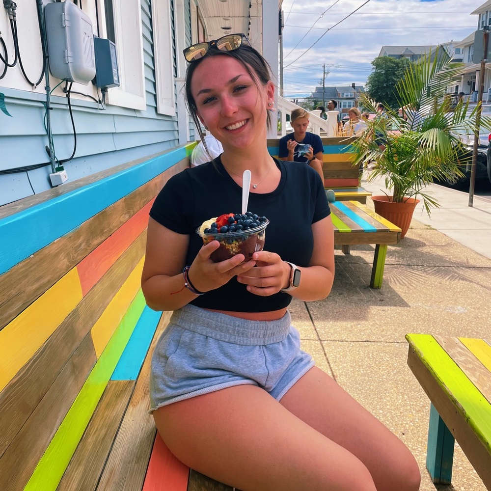 Meet your Posher, Hannah